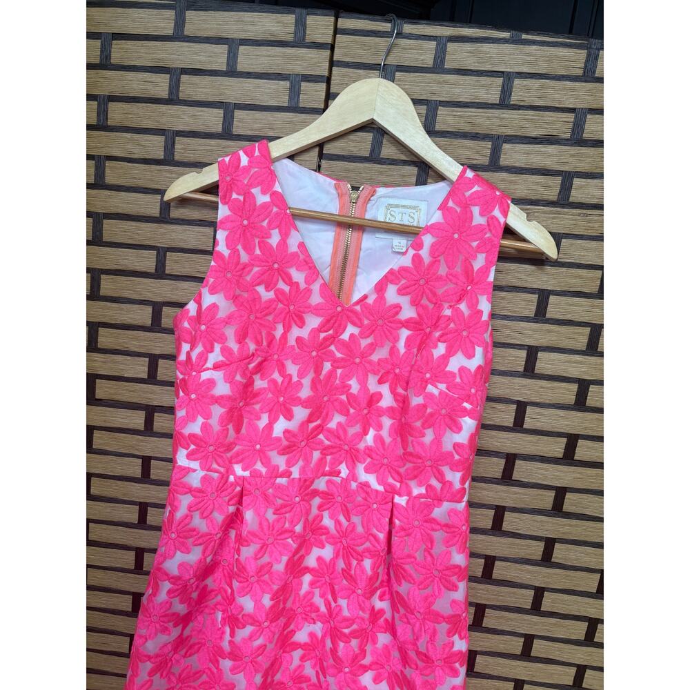 Sail To Sable Hot Pink Floral Embroidered Dress Size 4 - Picture 3 of 8